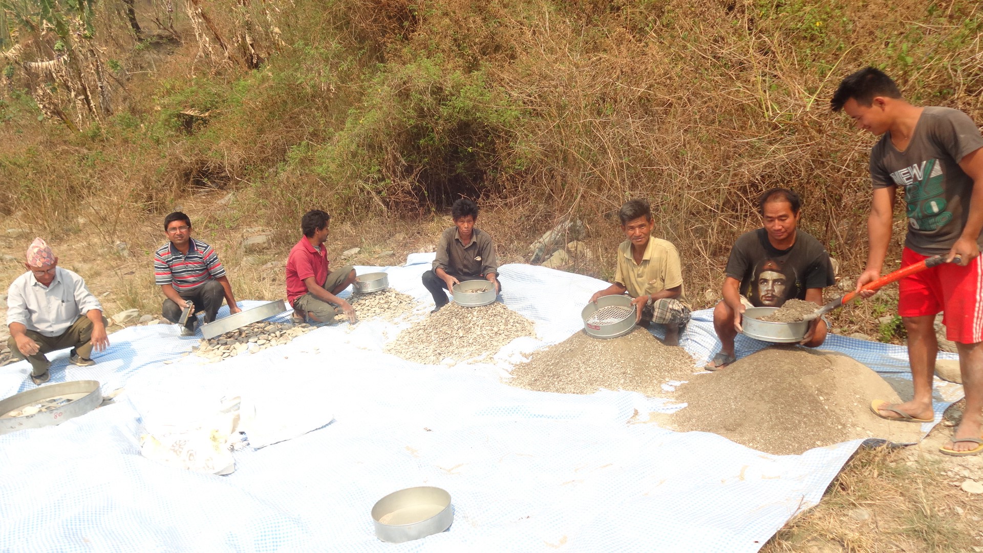 Grain Size Distribution Test at Site for Prototype Rockfill Material